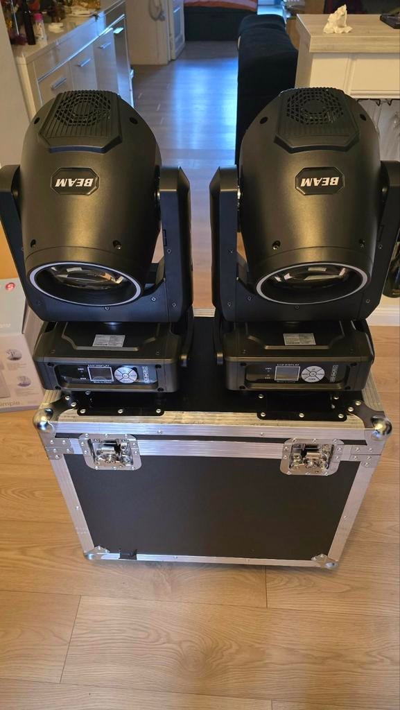 2PCS Lyre LED avec flight case Mini 230W 7R Beam Lampe de sc, Enlèvement