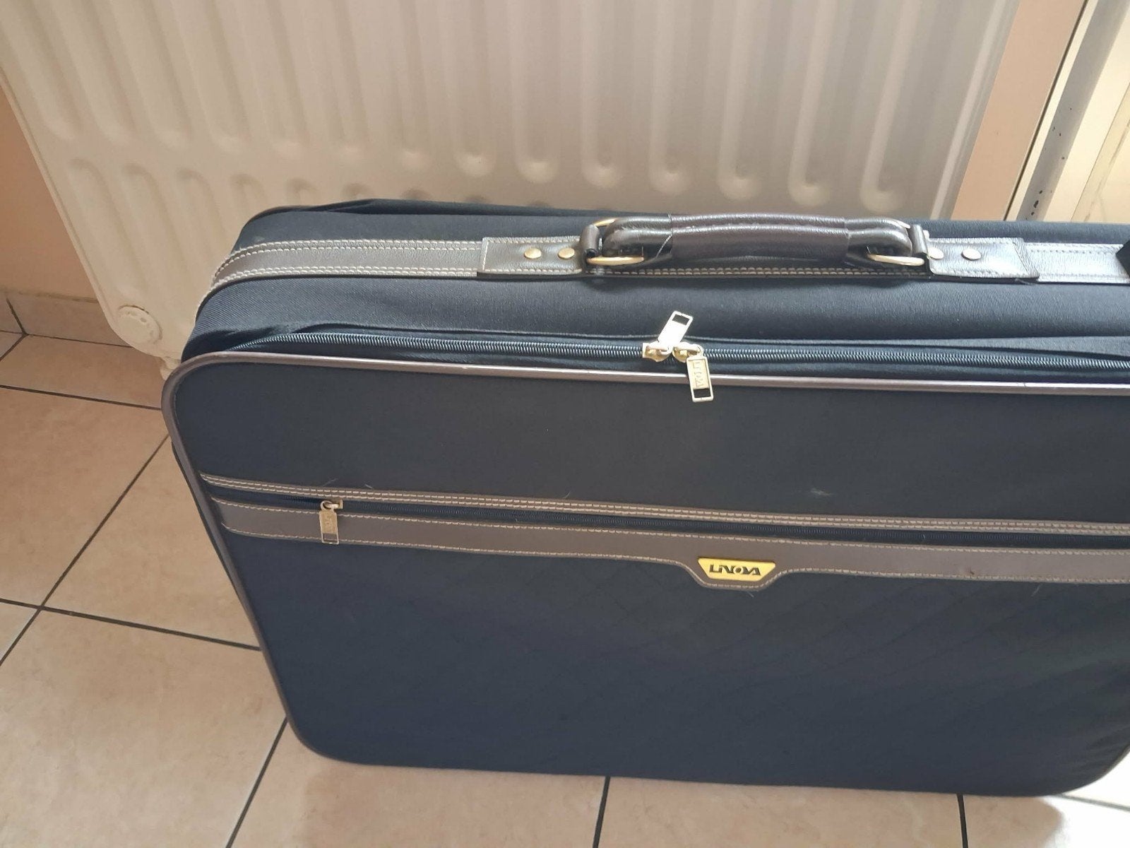 Grande valise, Ophalen, Nieuw