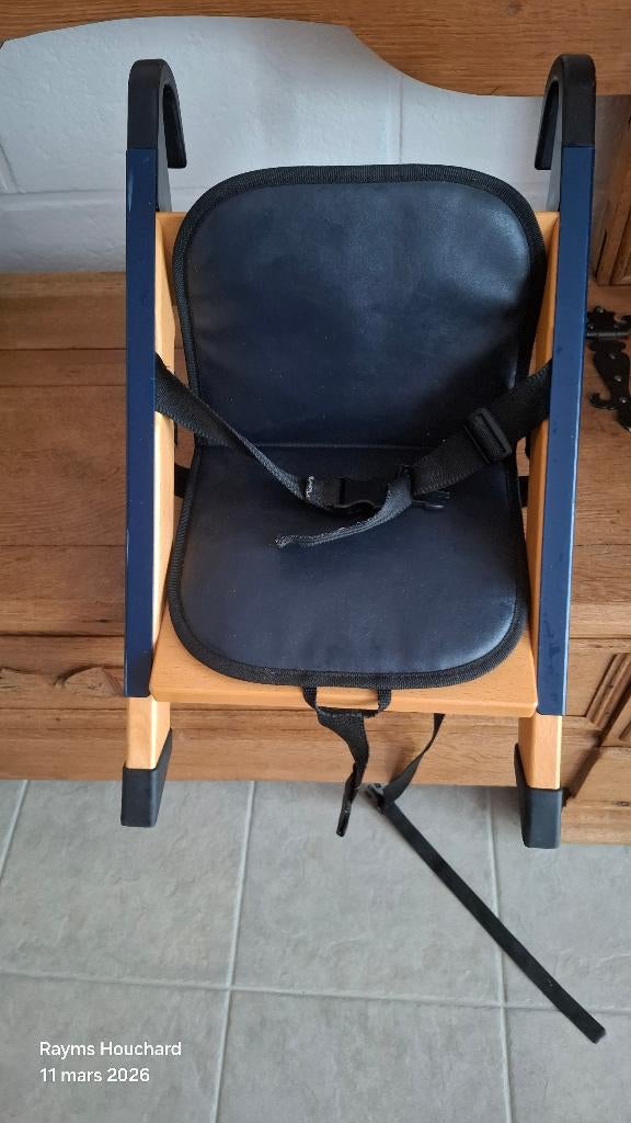 Opvouwbaar kinderzitje dat op een stoel past, Ophalen, Gebruikt, Inklapstoel