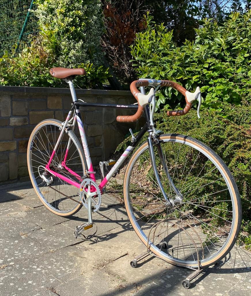 Leuke minerva retro koersfiets, Ophalen