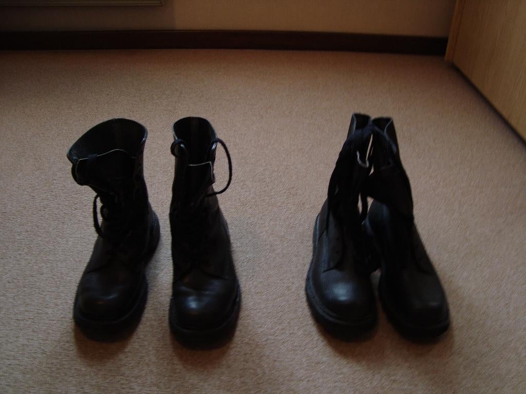 Équipement militaire, bottes, bretelles, chemises et gilets, Enlèvement, Neuf, Vert