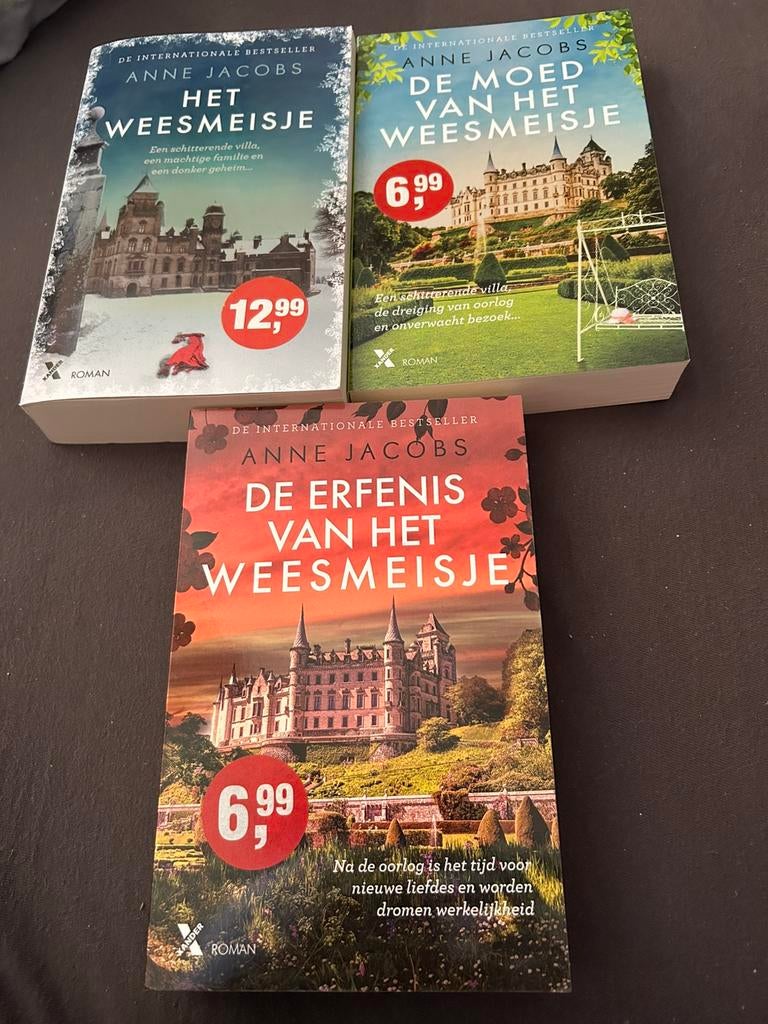 Het weesmeisje - Eerste 3 boeken, Ophalen, Nieuw