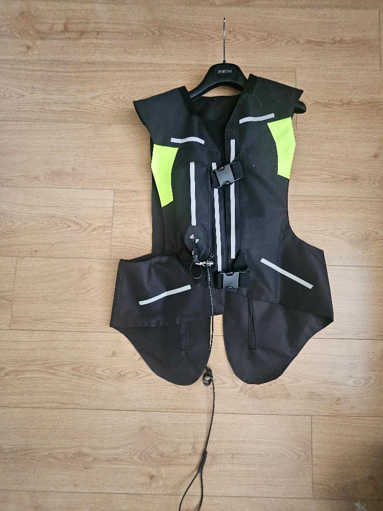 Airbag moto filaire  1 en XL  et 1 en S, Motos, Enlèvement, Neuf, sans ticket, Femmes, Autres types