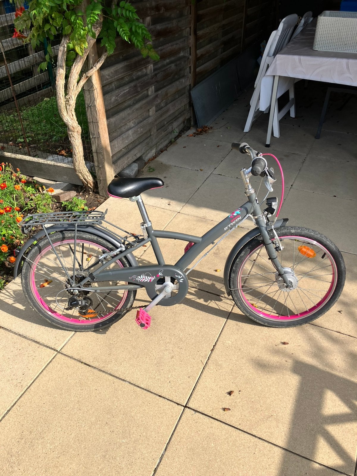 20 inch meisjesfiets, Enlèvement, Comme neuf