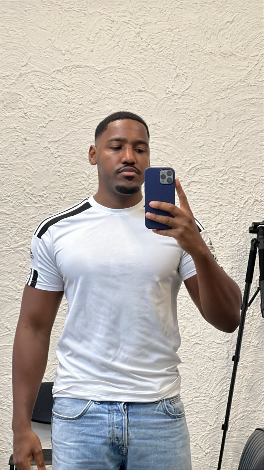 Jeune Masseur Bresilien Just Pour les Hommes, Massage en entreprise