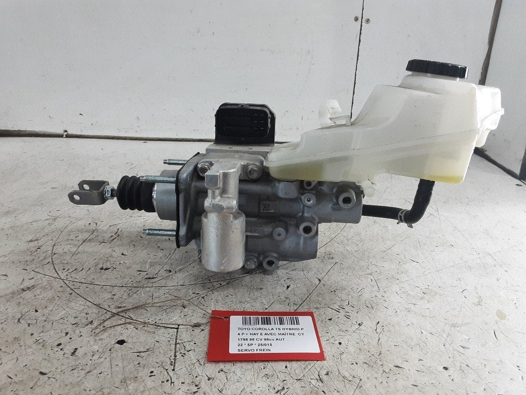 REMBEKRACHTIGER Toyota Corolla (E21) (4721012500), Gebruikt, Mevr. I. Hauben, Toyota, Rue de l'Espoir 34 34
4030  GRIVEGNÉE, BE