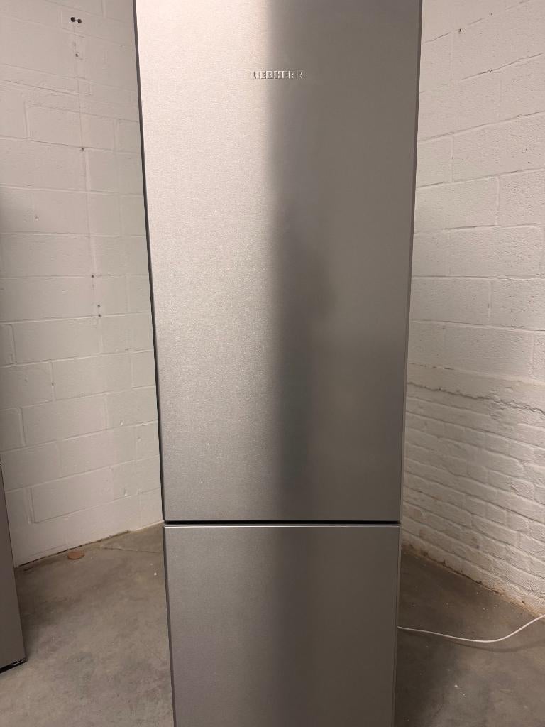 LIEBHER combikoelkast, Ophalen, 200 liter of meer, Liebher, Nieuw
