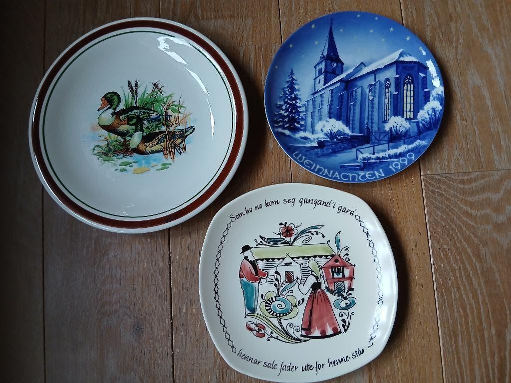 vintage keramieken borden: Stolt Margit, Winterling, O.M.S., Antiek en Kunst, Ophalen