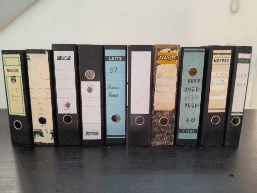 Classeurs de bureau 19 pièces  15€/le tout., Ophalen