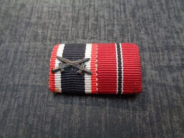 WO 2 Feldspange met 2 medailles, Verzamelen, Militaria | Tweede Wereldoorlog, Ophalen of Verzenden, Landmacht, Lintje, Medaille of Wings