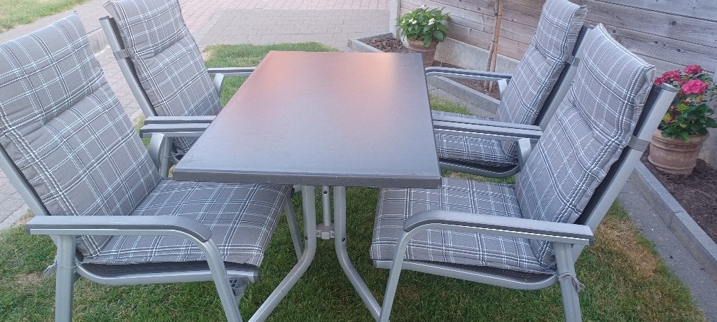 terrastafel en stoelen, Ophalen, Gebruikt, Aluminium, Stapelbaar
