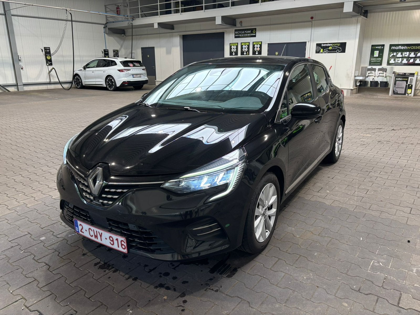 Renault Clio 2021 - TCe 90 intens Zwart, Auto's, Zwart, Zwart, 5 deurs, Particulier