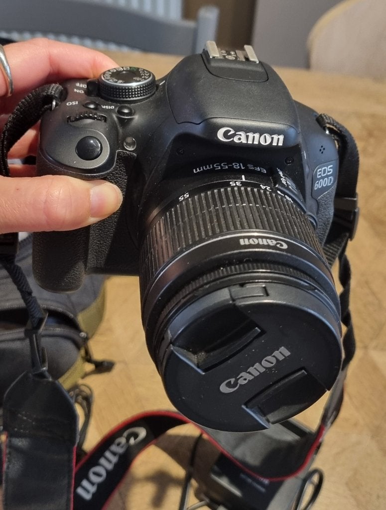 Canon EOS 600D, TV, Hi-fi & Vidéo, Mise au point manuelle, Canon, Batterie, Enlèvement