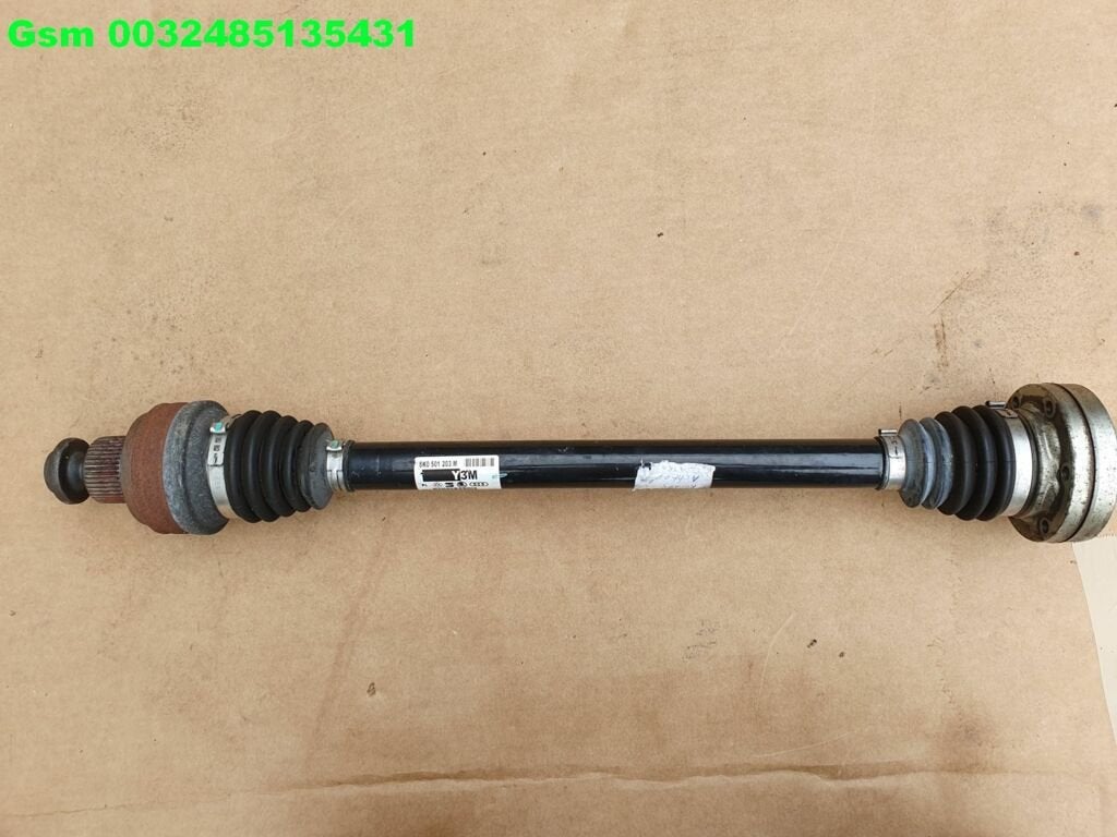8k0501203m a4 arbre d'entra nement a5 axe traversant q5 card, AUDI AG, Auto-Union-Strasse 1
85045  Ingolstadt, DE, Audi, Utilisé