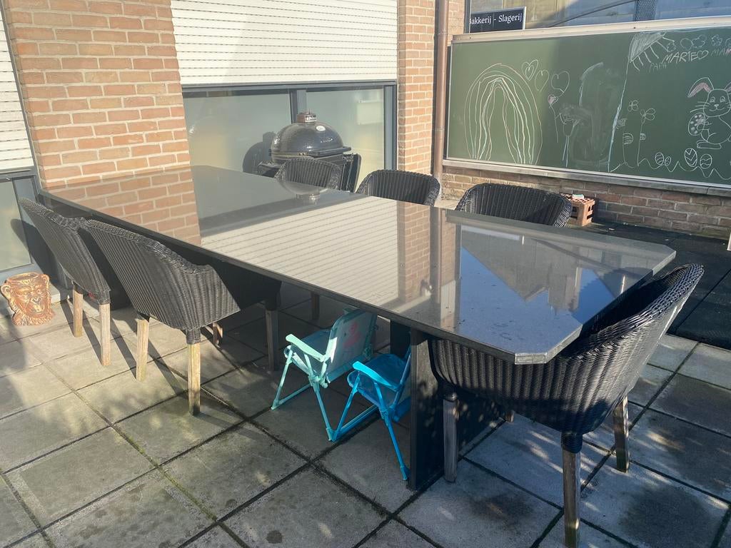 Granieten eettafel 10-12 personen, Ophalen, Zo goed als nieuw