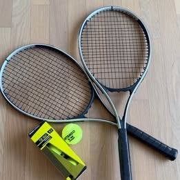 2 nieuwe stevige tennisrackets met tennisballen, Sport en Fitness, Tennis, Ophalen, Nieuw, Racket, Overige merken