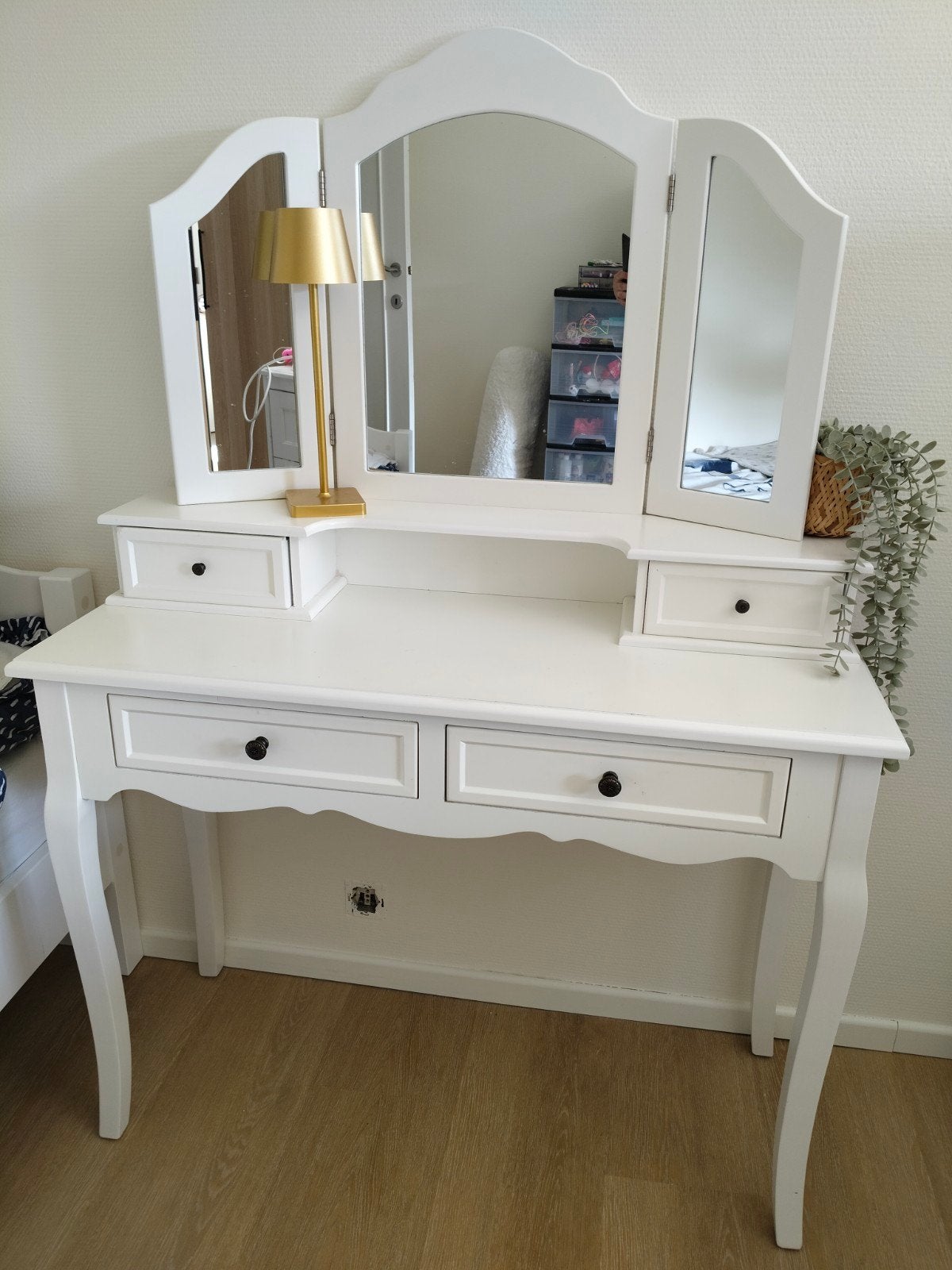 hauteur avec miroir 1,46 m, largeur 1 m, profondeur 40 cm, Enlèvement
