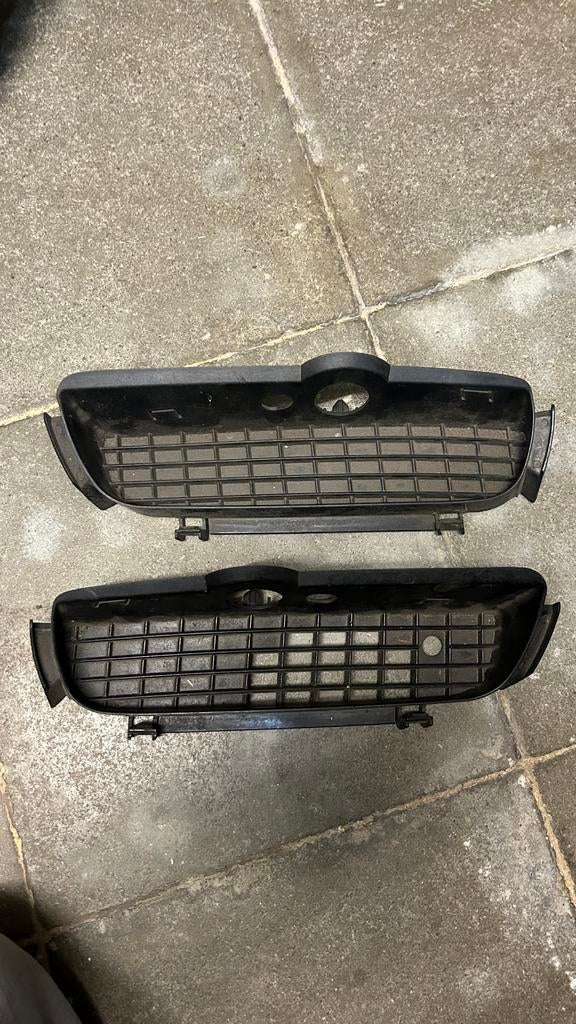 Grille pare-chocs pour VW Vento, Enlèvement, Utilisé, Volkswagen, Pare-chocs