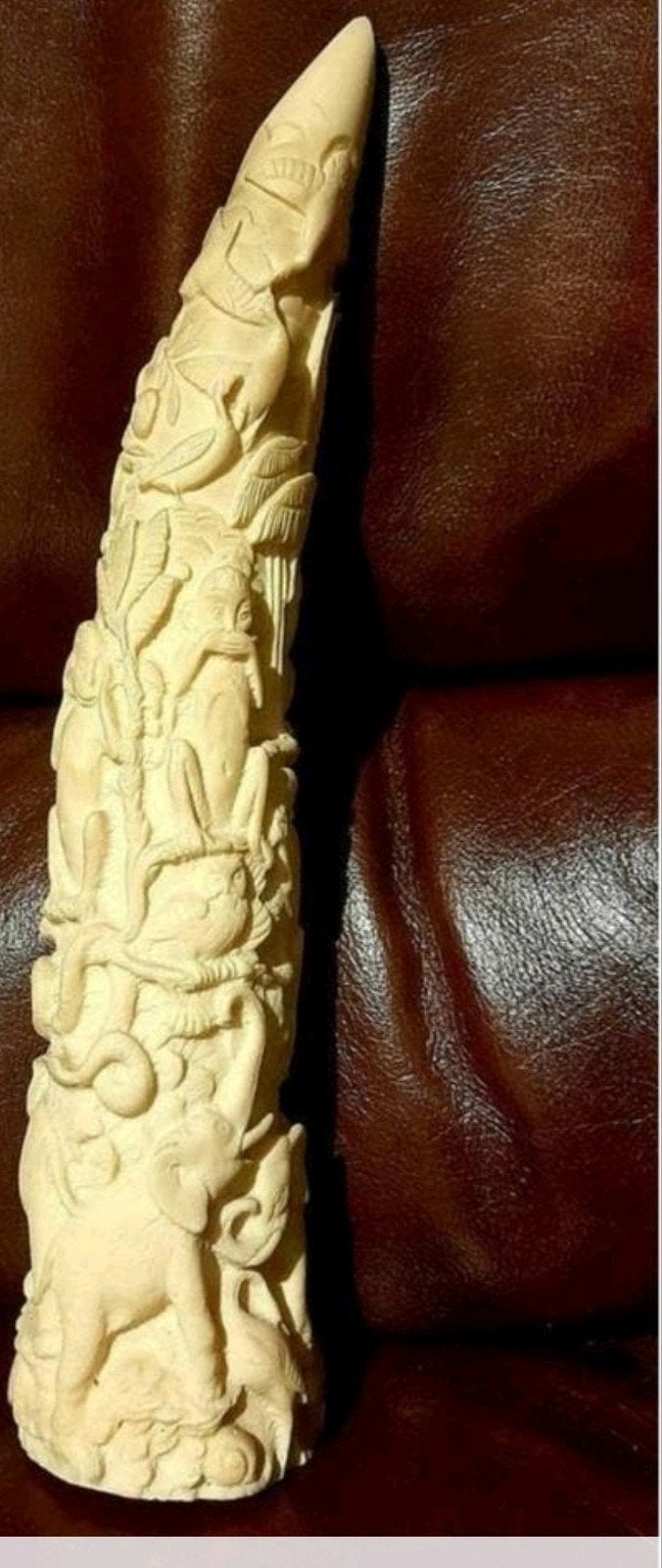 Aziatische kunst, 37 cm hoogte,hars, Antiek en Kunst, Ophalen of Verzenden