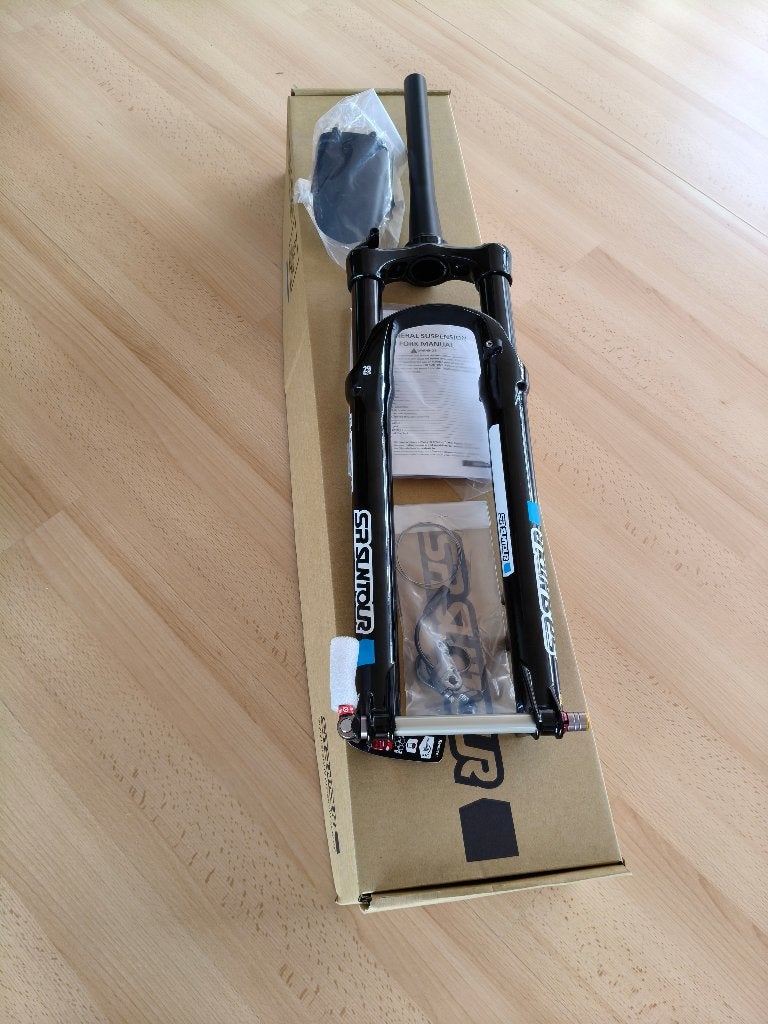 Voorvork: Sr suntour axon 29 inch boosted 32 mm., Ophalen of Verzenden, Nieuw, Voorvork