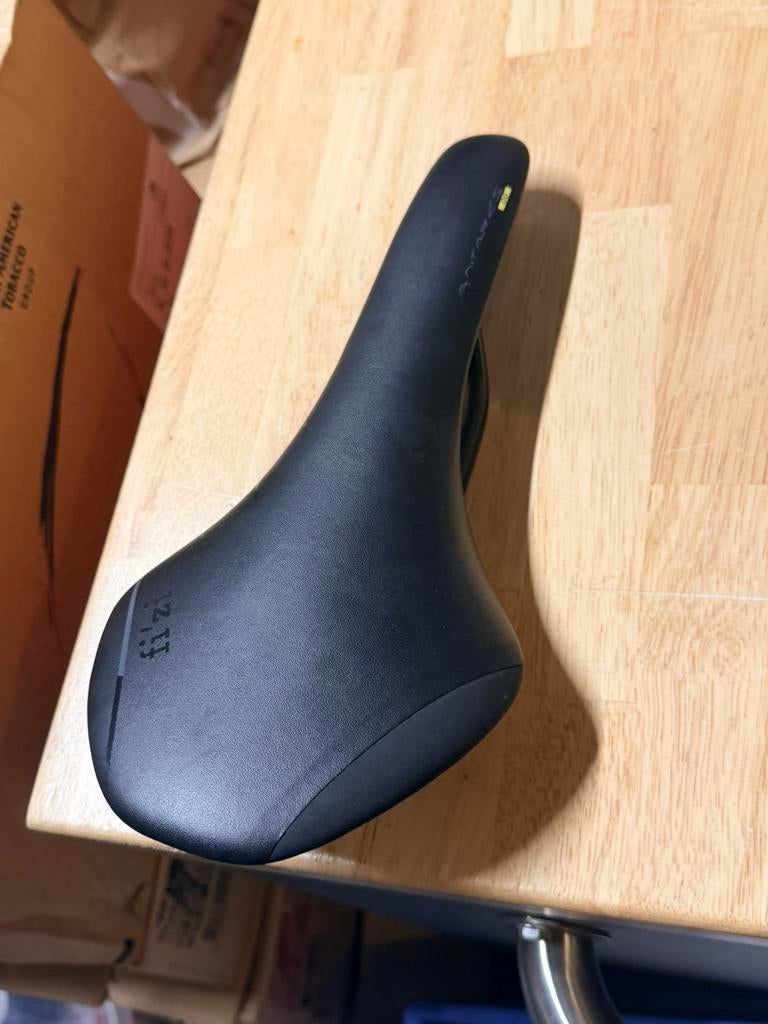 Fizik Antares 00 Carbon 150g zadel, Fietsen en Brommers, Fietsonderdelen, Ophalen of Verzenden, Zo goed als nieuw, Zadel