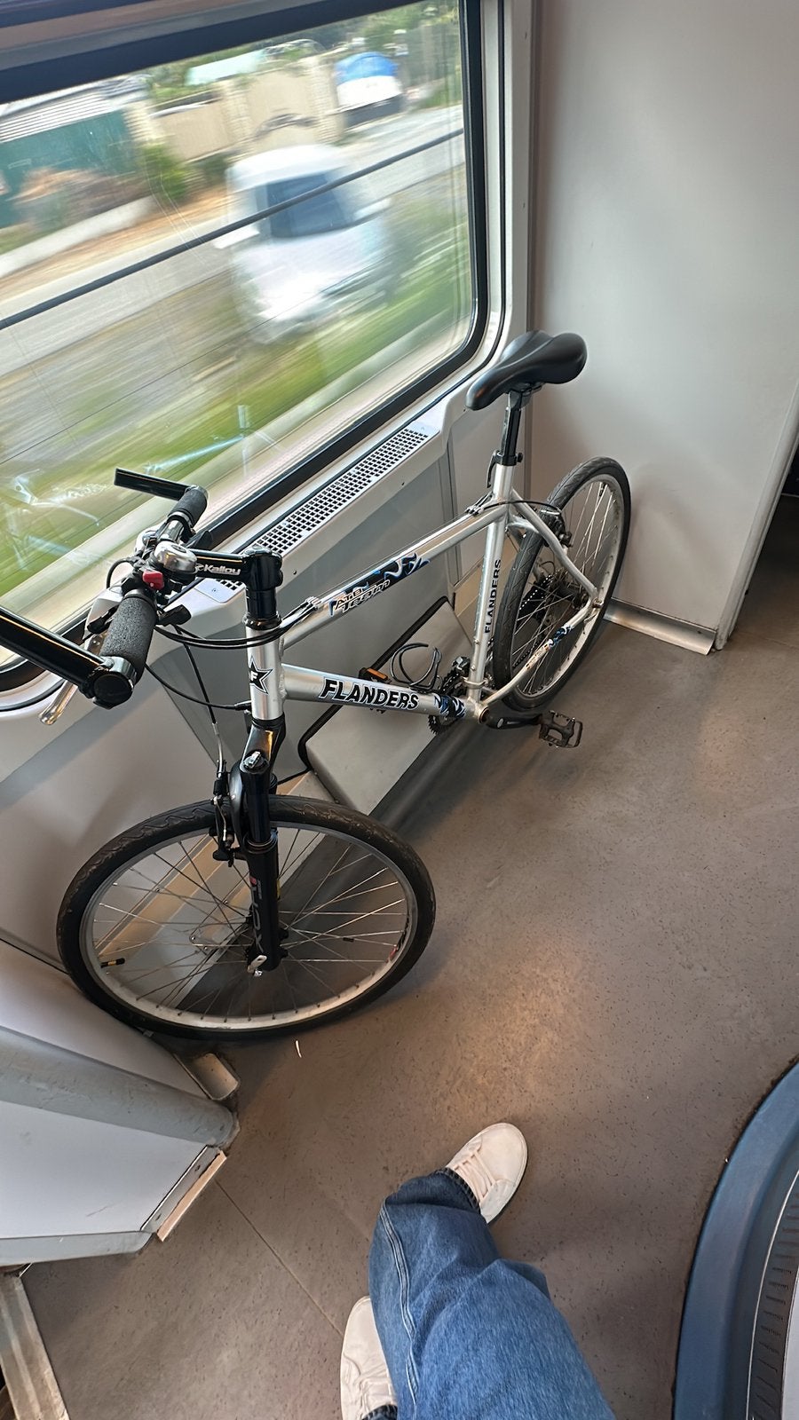 Flanders Fiets, Enlèvement, Comme neuf