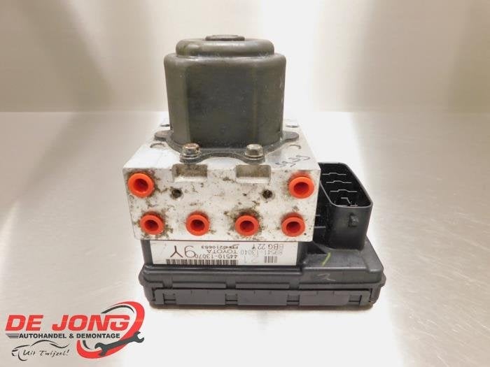 Pompe ABS d'un Toyota Corolla Verso, -, 3 mois de garantie, Toyota, Utilisé