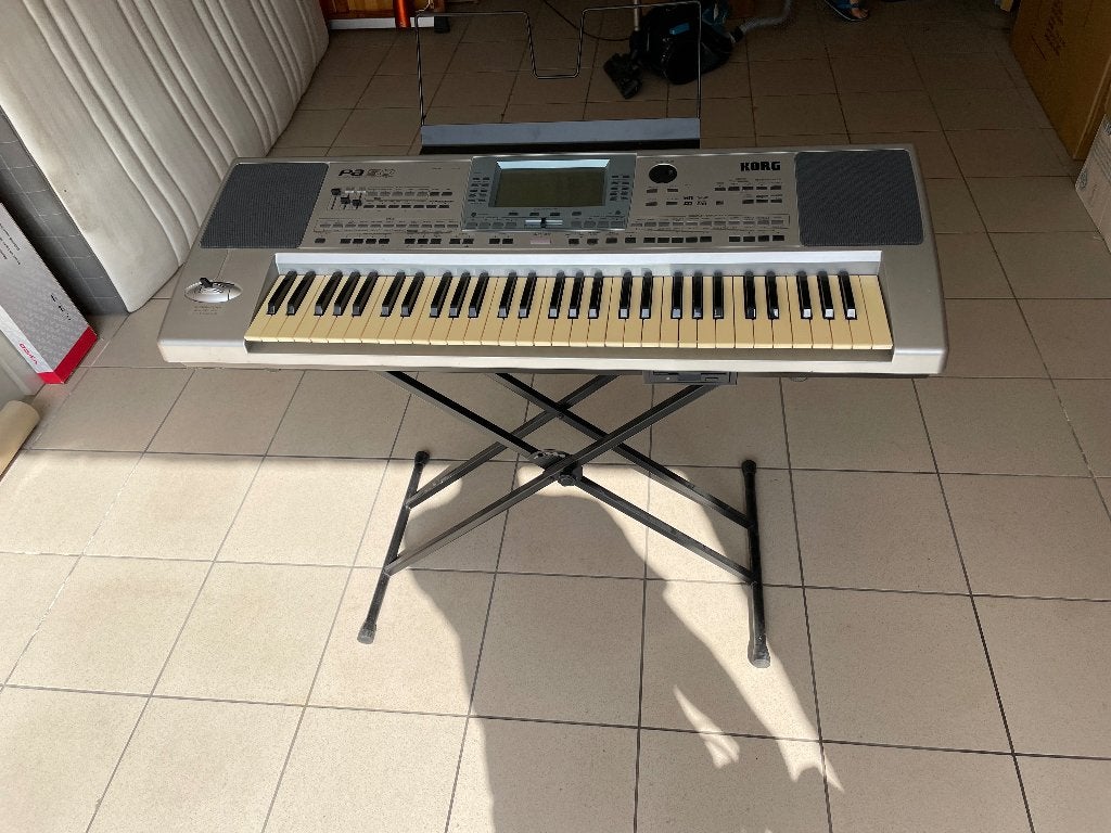 KORG PA50, Muziek en Instrumenten, Keyboards, Ophalen, Korg, Met standaard, 61 toetsen