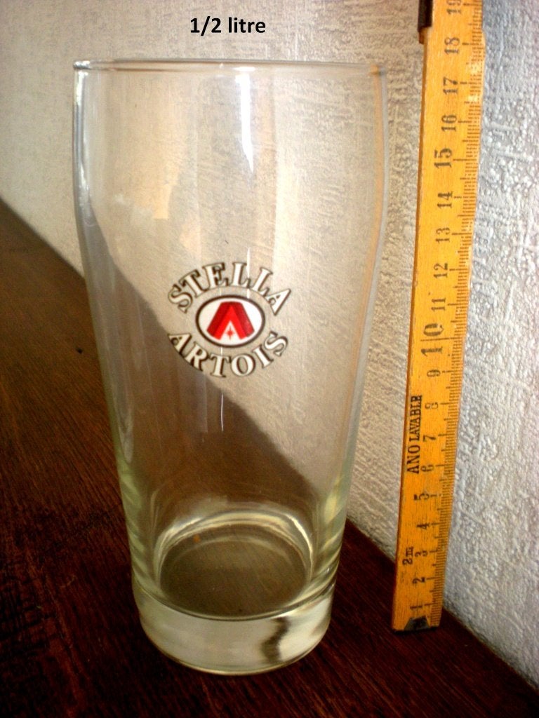STELLA ARTOIS 1/2 liter, Verzamelen, Biermerken, Ophalen of Verzenden, Zo goed als nieuw, Glas of Glazen, Stella Artois
