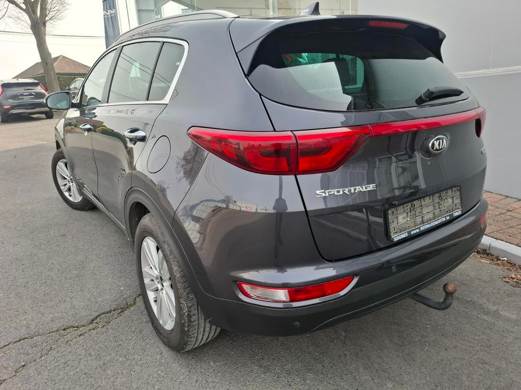 KIA SPORTAGE 1.7 DIESEL 1ER PROPRIÉTAIRE TRÈS PROPRE, Auto's, Kia, Monovolume, Euro 6, 4 cilinders, Leder