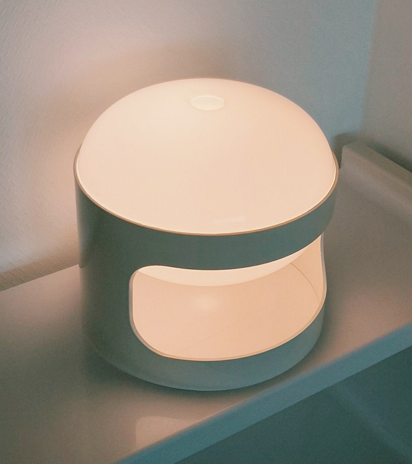 Lampe KD28 Kartell Joe Colombo 1970, Antiquités & Art, Enlèvement ou Envoi