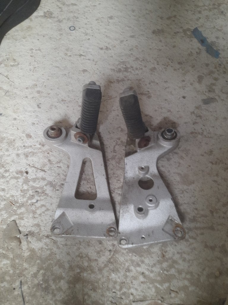 Repose-pieds Suzuki GSXR 89-92, Motos, Enlèvement ou Envoi, Utilisé