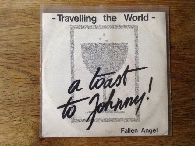 single a toast to johnny, CD & DVD, Vinyles Singles, Rock et Metal, Housse de protection extérieure, Pochette photo, Pressage original