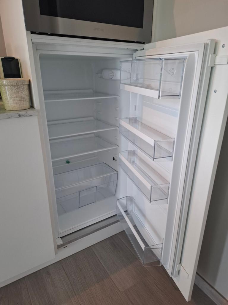 Réfrigérateur encastrable SMEG en très bon état, 85 à 120 cm, Enlèvement, 45 à 60 cm, Sans bac à congélation
