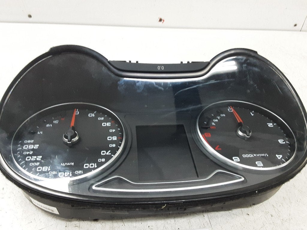 COMPTEUR DE VITESSE Audi S3 (8V1 / 8VK) (8V0920870), Mevr. I. Hauben, Audi, Utilisé, Rue de l'Espoir 34 34
4030  GRIVEGNÉE, BE