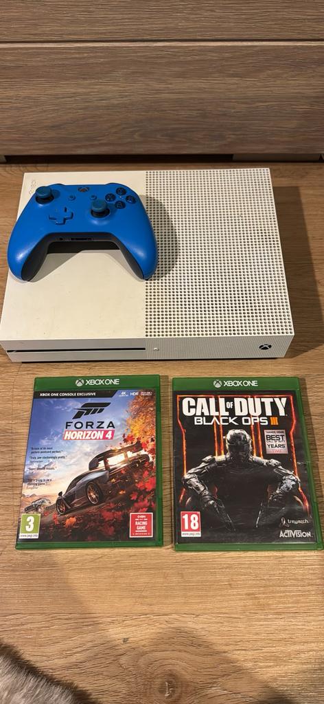 Xbox One, inclusief controller en 2 spelletjes, Games en Spelcomputers, Ophalen, Xbox One, Zo goed als nieuw, Met 1 controller