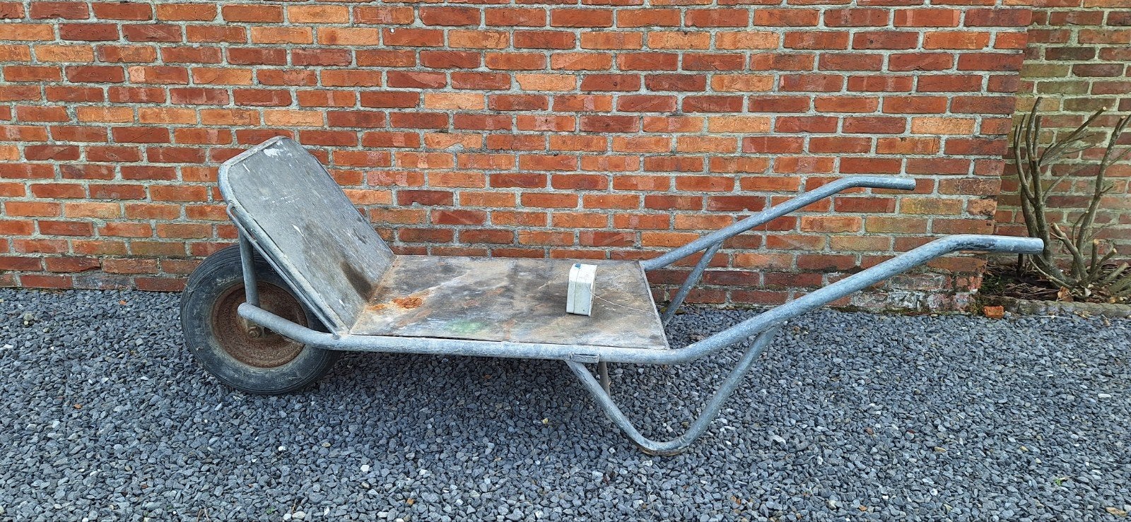 Platte kruiwagen, Tuin en Terras, Ophalen, Gebruikt, Eenwielig