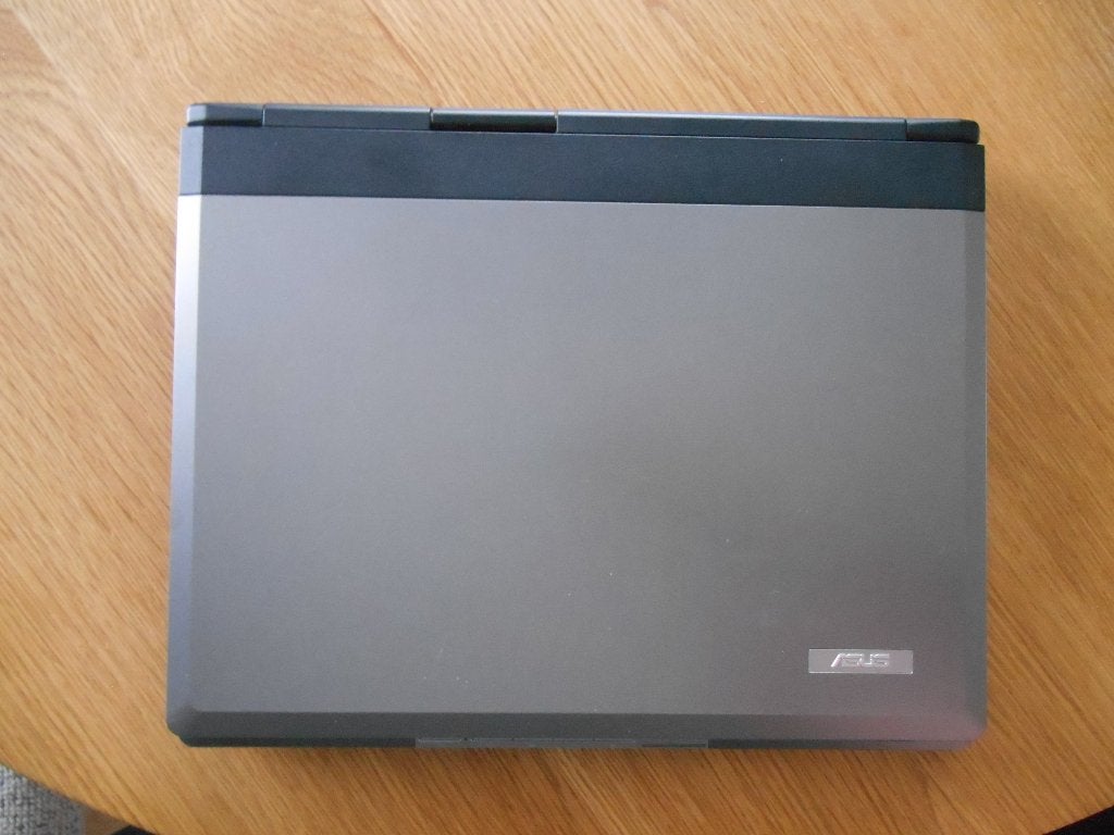 Laptop Asus 15,4"  Windows XP met draagtas -> Vintage (2005), Enlèvement ou Envoi