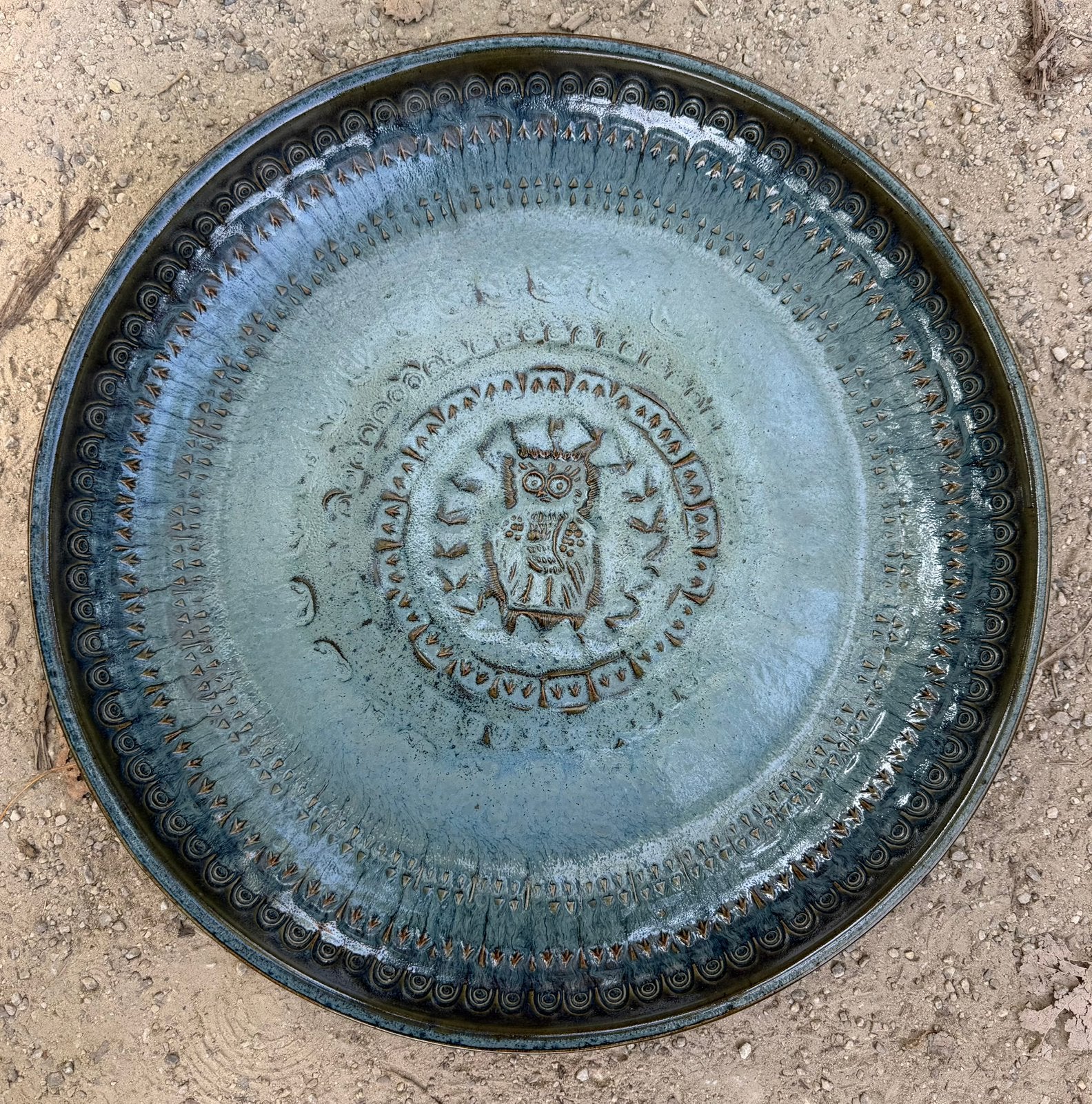 Xxl ceramic plate Jean-Claude Taburet for Hb Henriot france, Ophalen of Verzenden