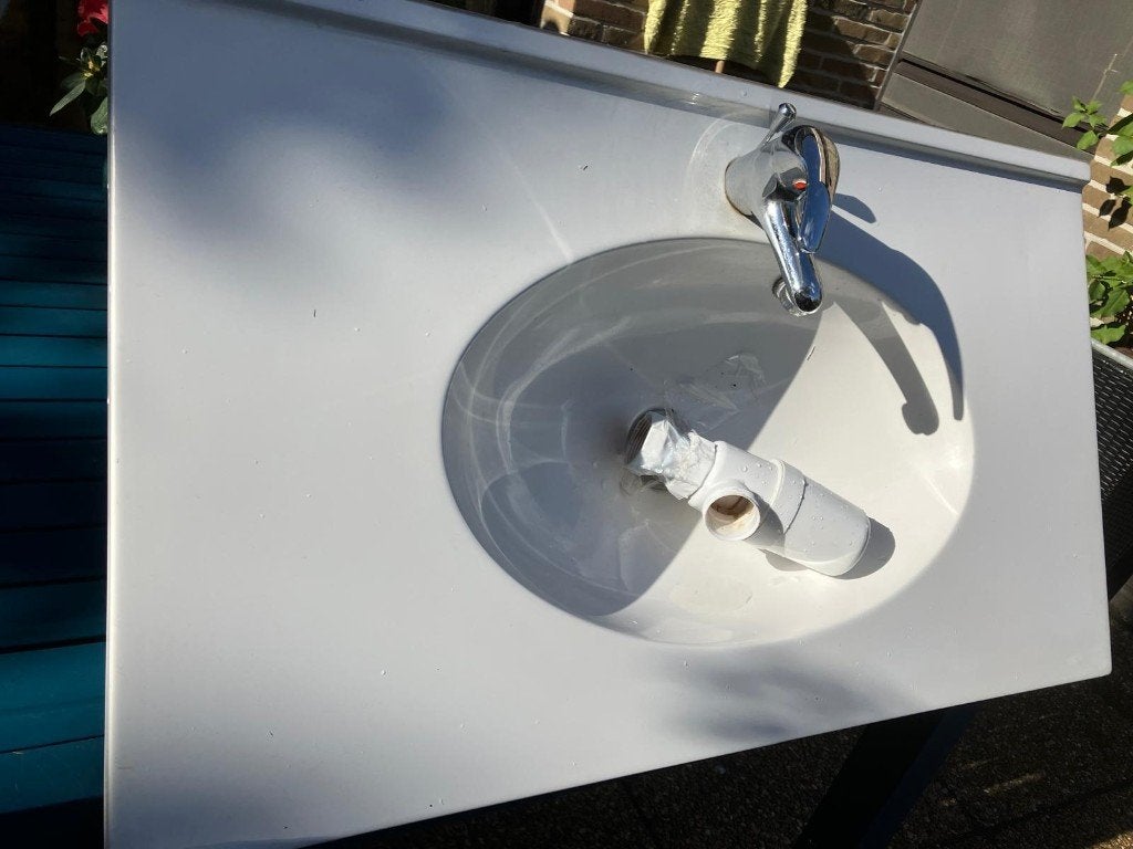 lavabo met kraan Allibert, Ophalen, Zo goed als nieuw, Kraan