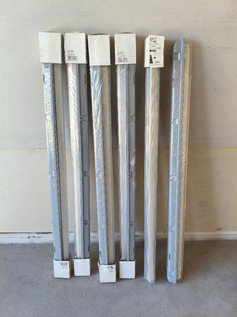 6 stuks TL armaturen incl TL lampen, Doe-het-zelf en Bouw, Ophalen, Nieuw, Lamp met armatuur
