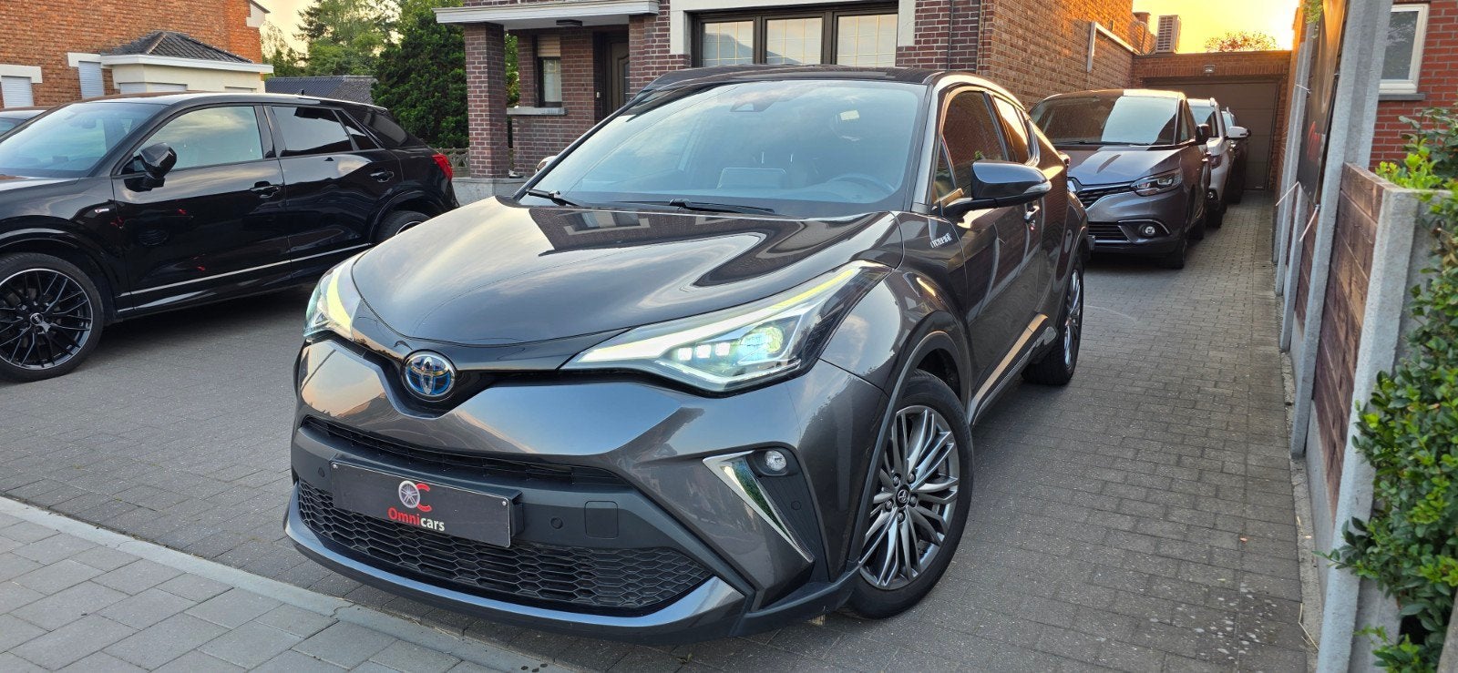 Toyota C-HR 2.0 Hybrid 2021 / 22.000km / 1ste EIG + GARANTIE, Auto's, Euro 6, Leder en Stof, 1987 cc, Zilver of Grijs