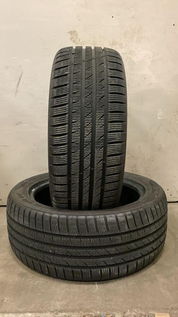 215-50-17 95V Superia Blue Win UHP - Set 30.18, Auto-onderdelen, Gebruikt, -, -, Band(en)