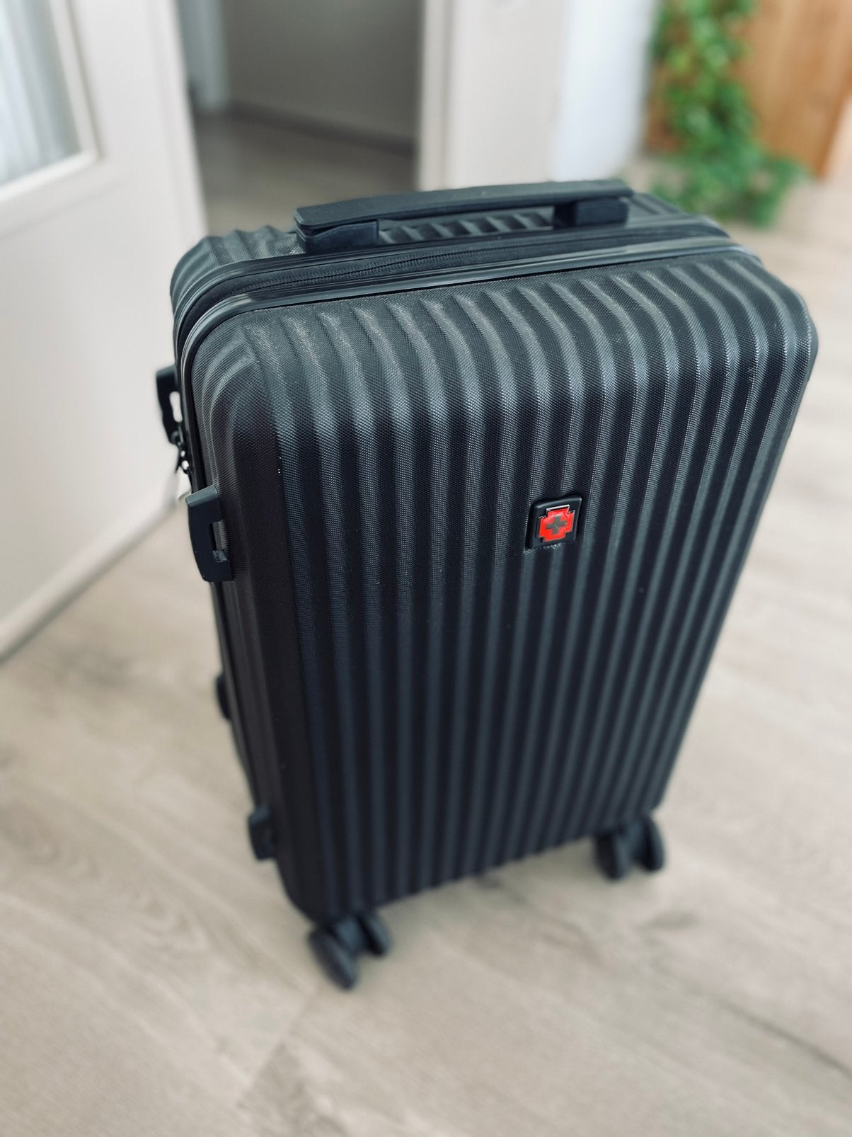 Trolley handbagage Swissbrand, Handtassen en Accessoires, Ophalen, Zo goed als nieuw