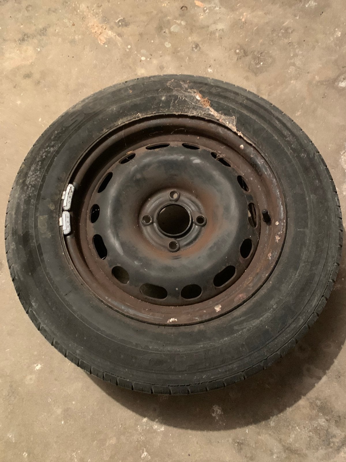 Roue de secours 205/65 R15 4x108, Enlèvement, Pneus et Jantes