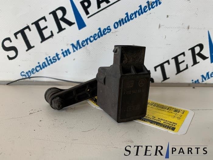 Régulateur d'hauteur Xenon d'un Mercedes SL, 3 mois de garantie, Utilisé, -, -