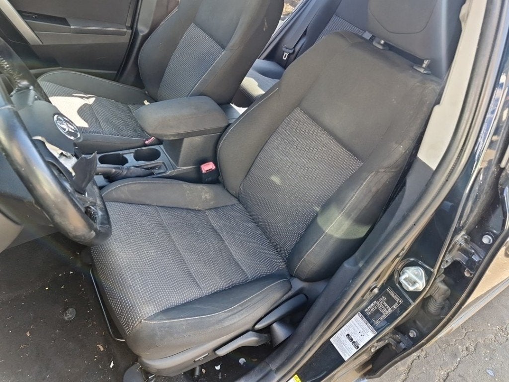 STOEL LINKS VOOR Toyota Auris Touring Sports (E18), Gebruikt, Kundenbetreuung@toyota.de, Toyota, Toyota-Allee 2
50858  Köln, DE
