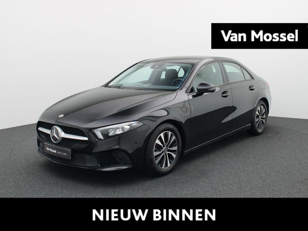 Mercedes-Benz A-Klasse Limousine 180d Business Solution, Autos, Classe A, Entreprise, Noir, Automatique