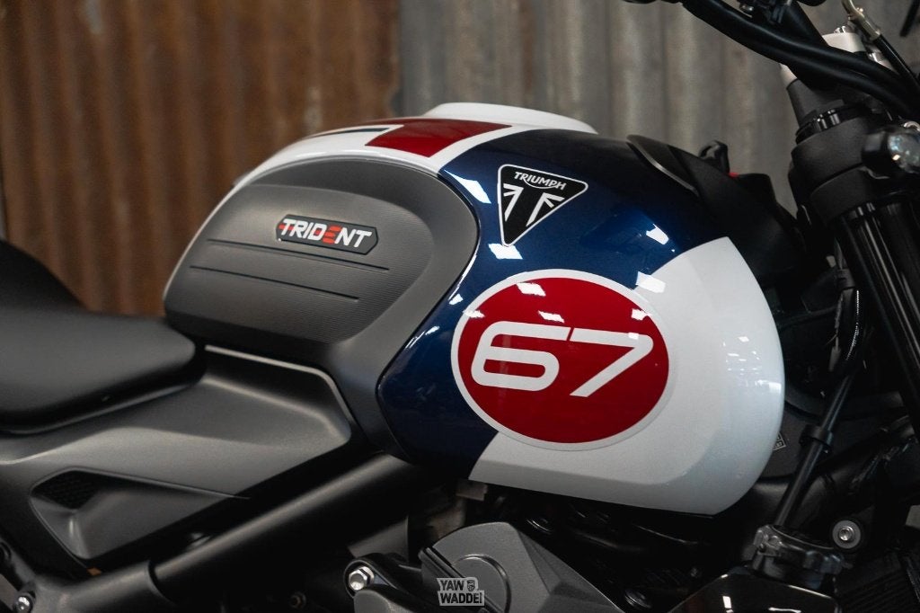 Triumph Trident 660: Triple Tribute Edition, Motoren, ABS, Occasion, 3 cilinders, Meer dan 35 kW