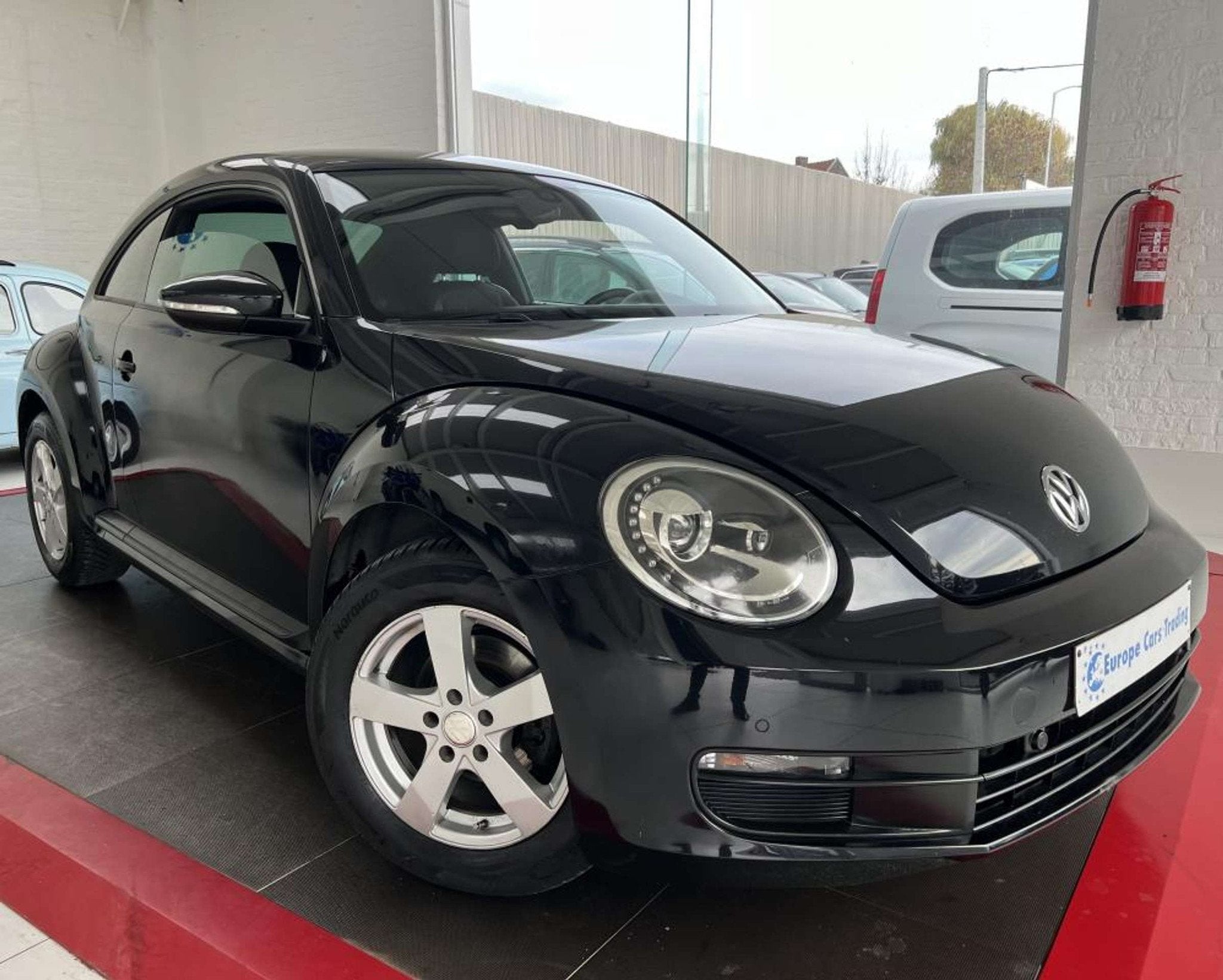 Volkswagen Coccinelle Beetle 1.2 TSI 105CH CLIM AUTO GAR 12M, Auto's, 4 zetels, Gebruikt, Zwart, Bedrijf